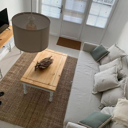 Gite La Petite Maison Guîtres Buitenkant foto