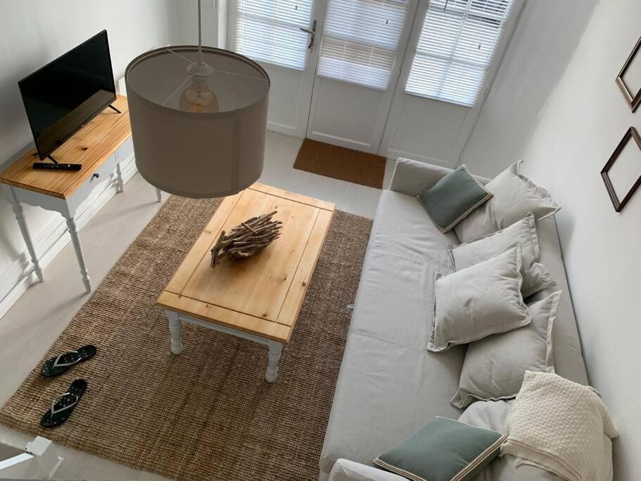 Gite La Petite Maison Guîtres Buitenkant foto