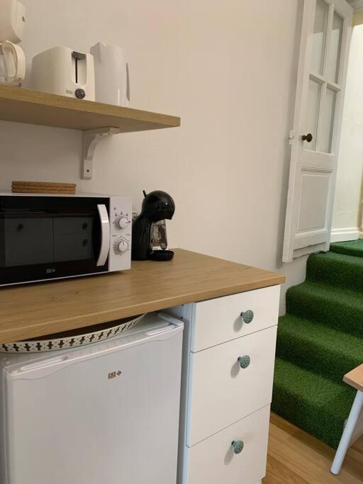 Gite La Petite Maison Guîtres Buitenkant foto